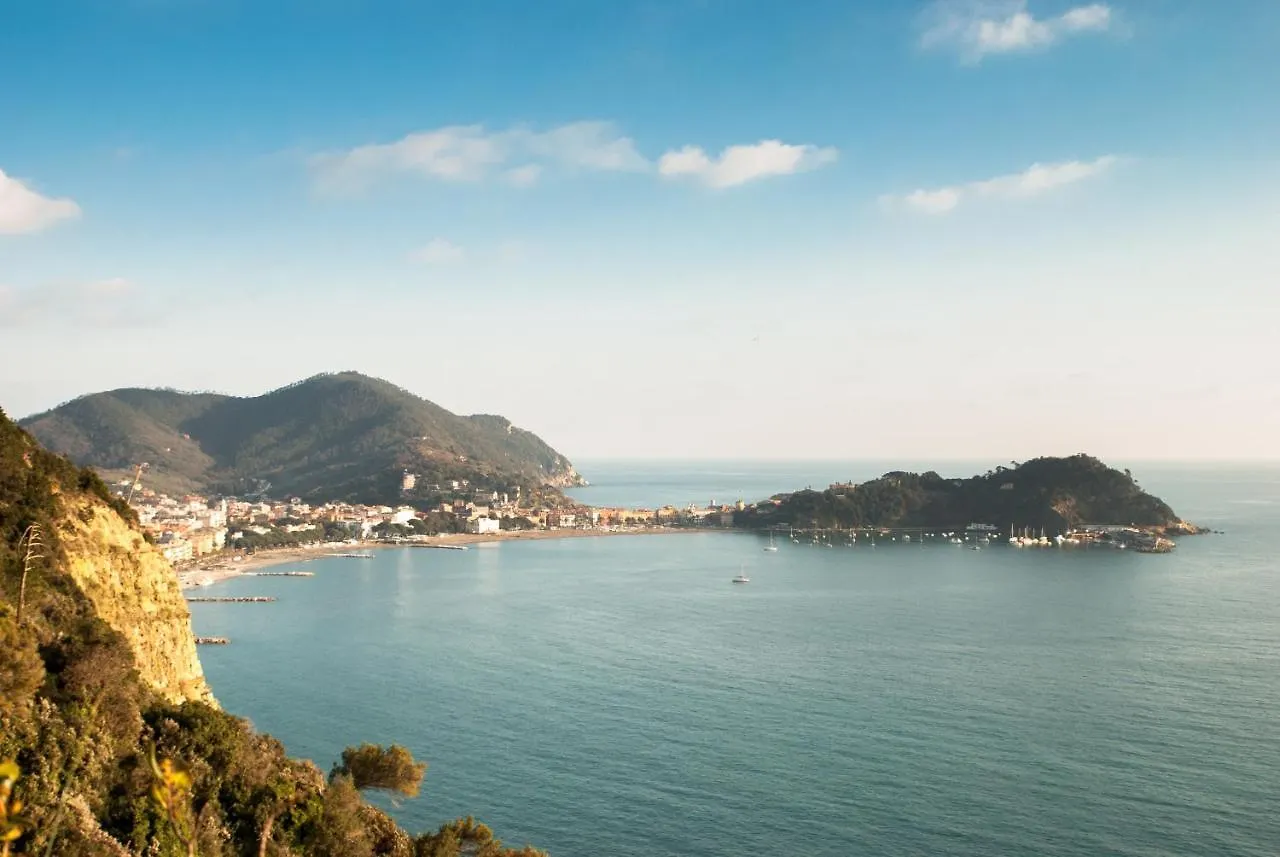 Daire 113 - Casa Le Terrazze In Centro 100 Metri Mare Spiaggia, Box Auto Gratis Sestri Levante