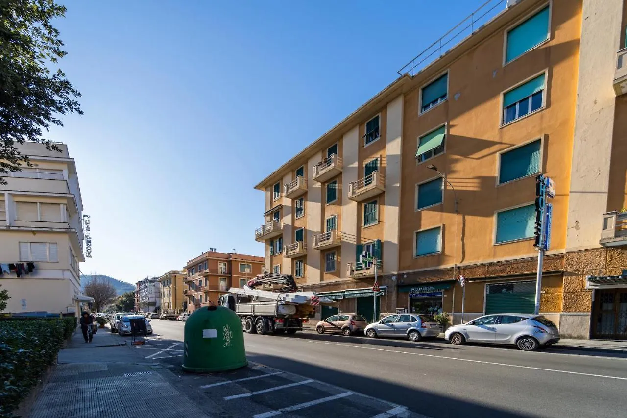 Daire 113 - Casa Le Terrazze In Centro 100 Metri Mare Spiaggia, Box Auto Gratis Sestri Levante